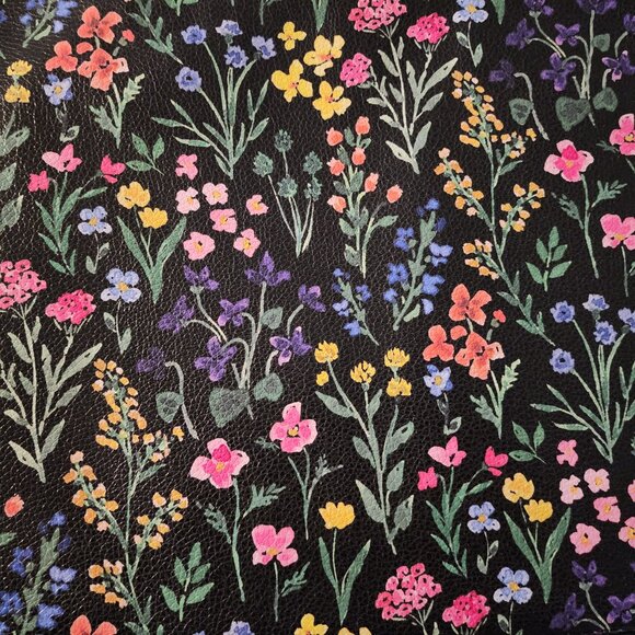 NWOT Floral Tech Sleeve - Picture 2 of 2